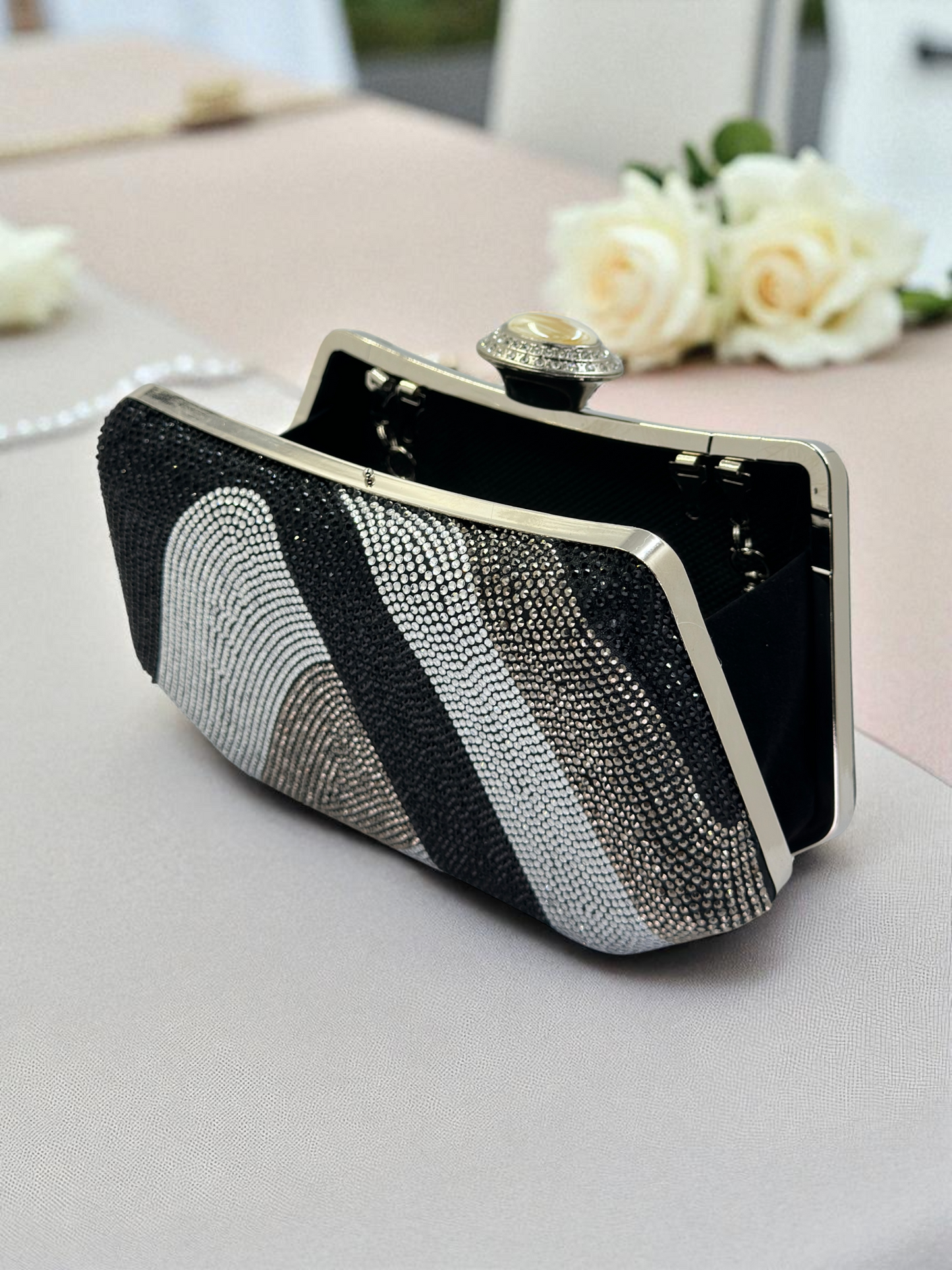 Lüks Kristal ve İnci Gece Çantası Clutch