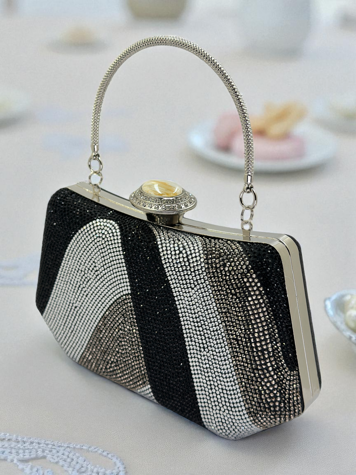 Lüks Kristal ve İnci Gece Çantası Clutch