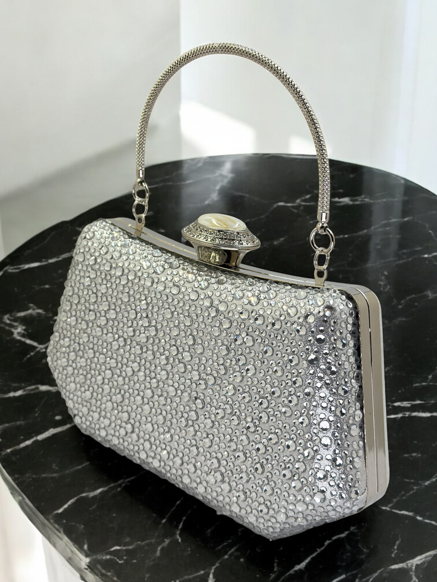 Lüks Kristal ve İnci Gece Çantası Clutch