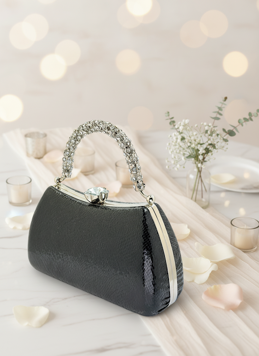 Kristal Desenli Taş Saplı Abiye Çanta, Gümüş Renk, Saten Clutch. Lüks düğün çantası ve gece çantası modelleri.